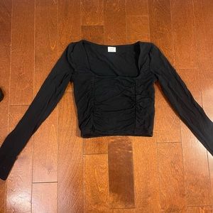 Aritzia Wilfred crop top
